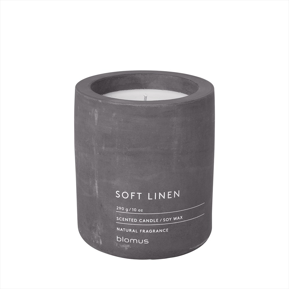 blomus_65658_ScentedCandle_SoftLinen_290g_Magnet_FRAGA_201801161034111000.jpg