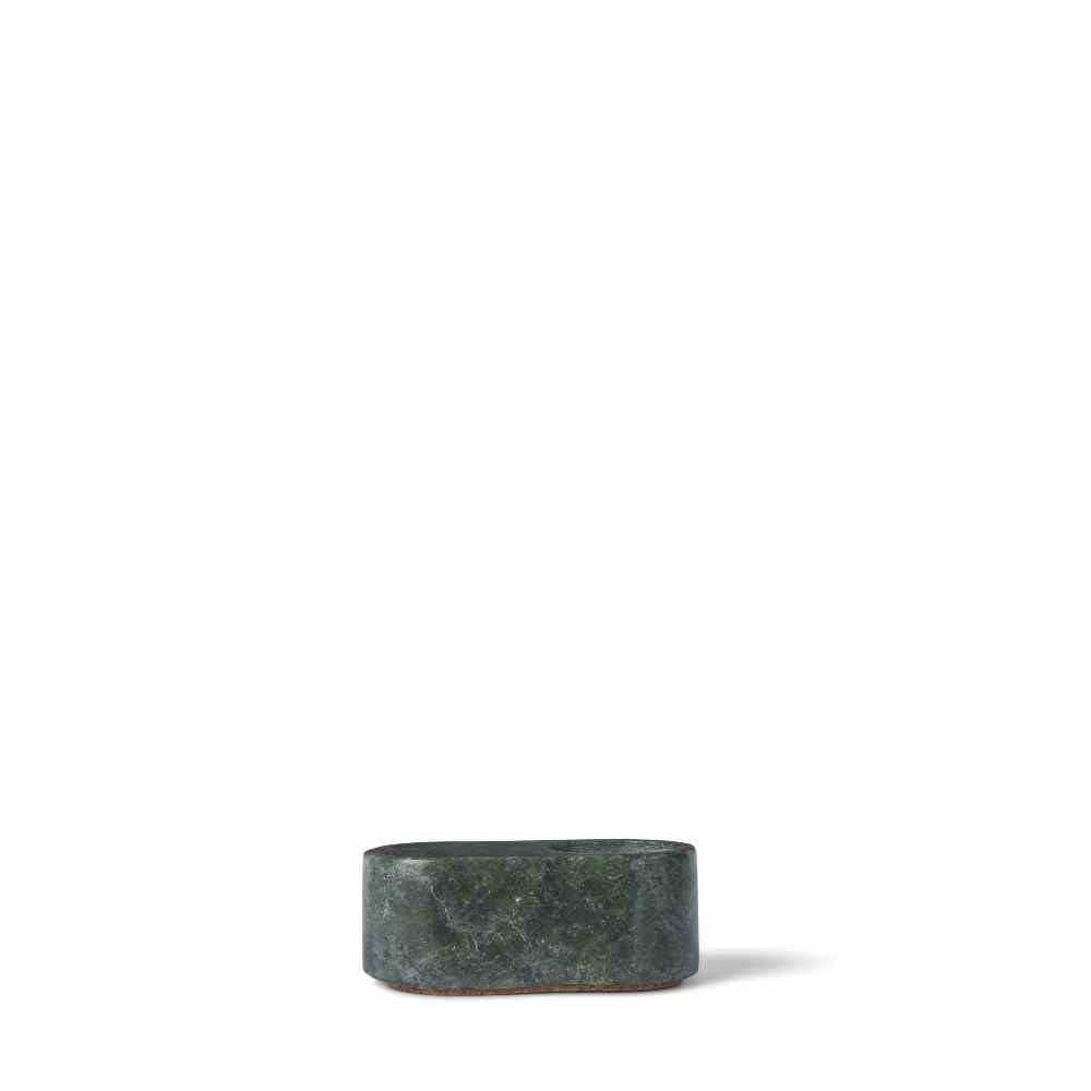 SC7043_Ovaali_ljusstake_H3_cm_Gron_Spring_Copenhagen_01_202303081344301000.jpg